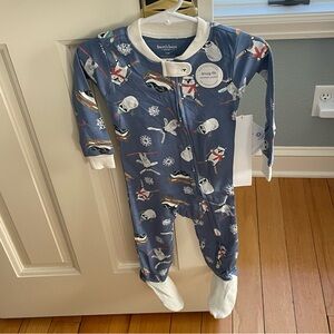 NWT Burt’s Bees Baby Organic Cotton Winter Snow Sport Footie Pajama 12M